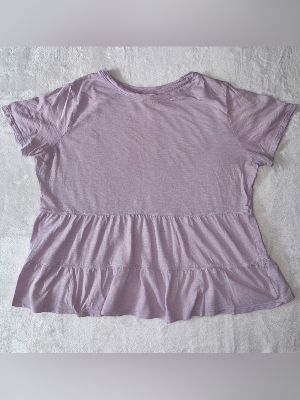 Women’s Light Purple Blouse - Short Sleeve Lilac Tiered Flowy Ruffle Top, Size M